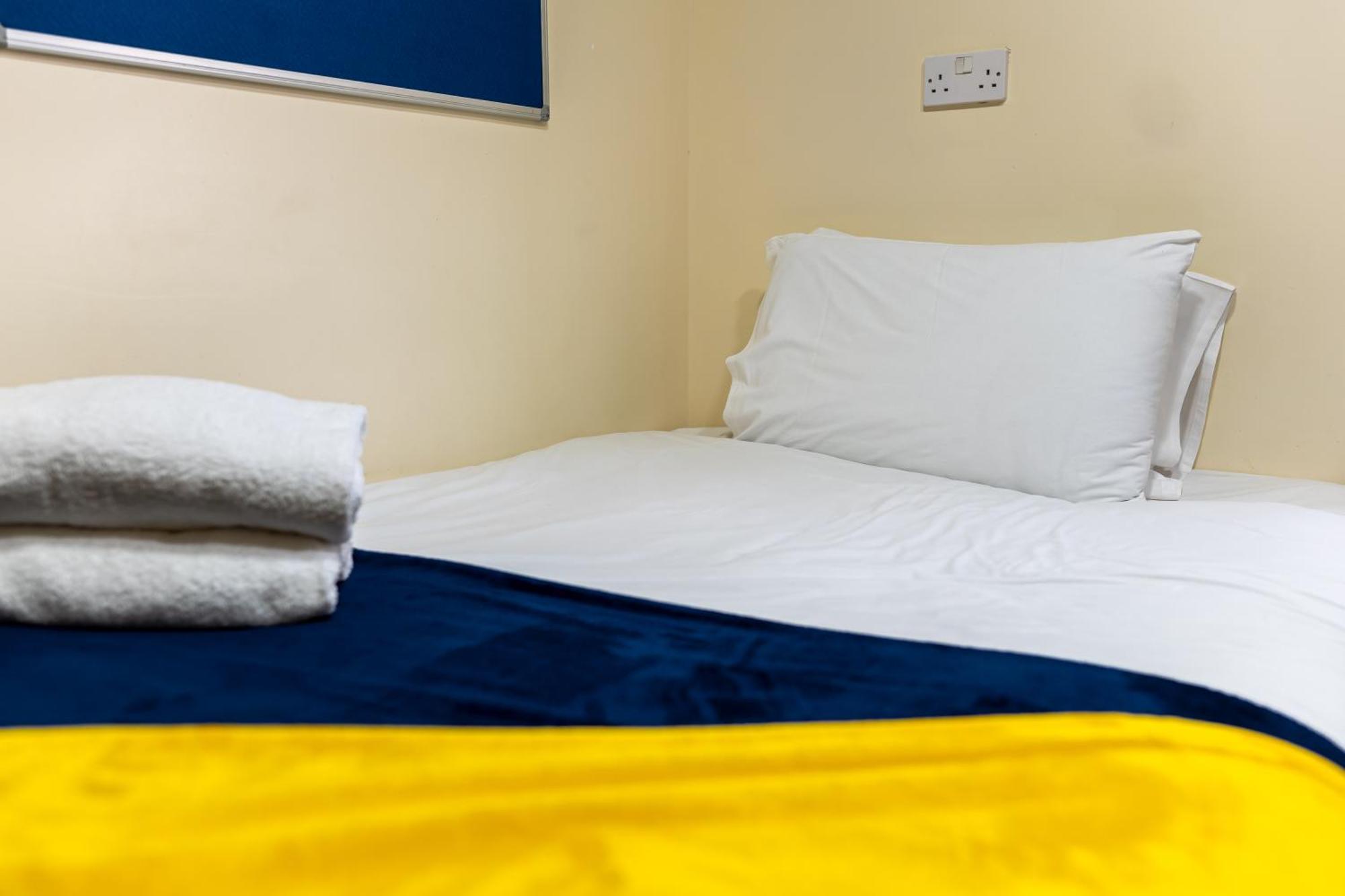 Private Rooms With Private Bathrooms In Selly Oak เบอร์มิงแฮม ภายนอก รูปภาพ