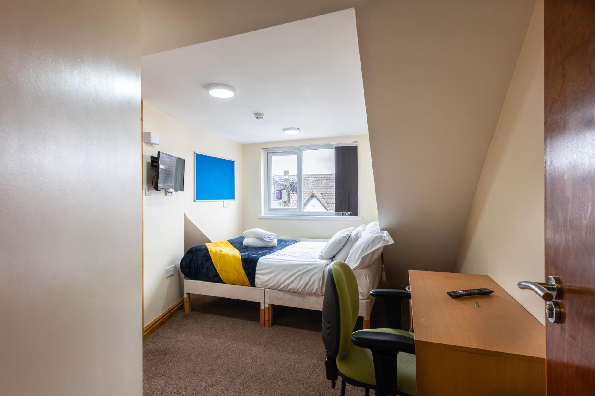 Private Rooms With Private Bathrooms In Selly Oak เบอร์มิงแฮม ภายนอก รูปภาพ