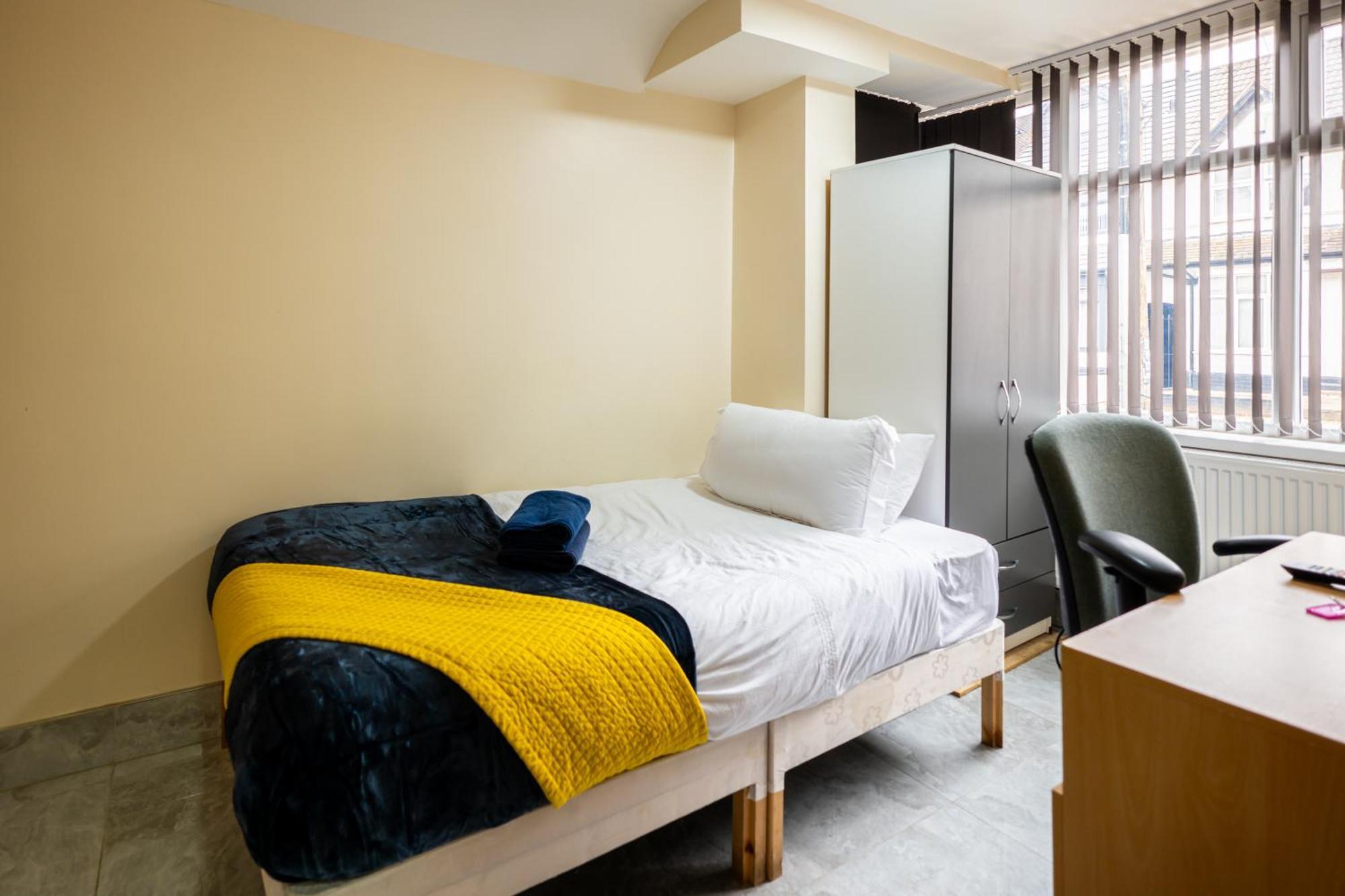 Private Rooms With Private Bathrooms In Selly Oak เบอร์มิงแฮม ภายนอก รูปภาพ