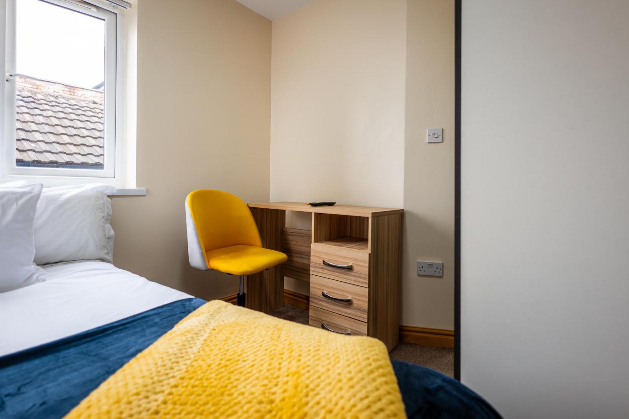 Private Rooms With Private Bathrooms In Selly Oak เบอร์มิงแฮม ภายนอก รูปภาพ